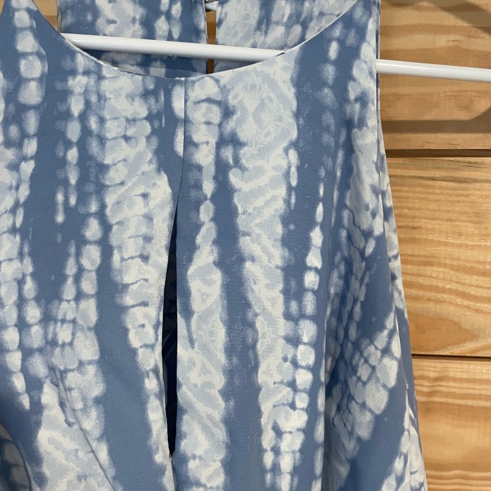 Tank top - Picture 2 of 3